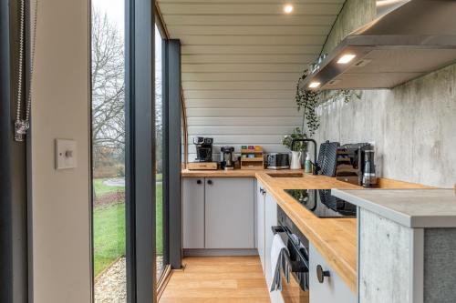 sustainable pod on old chalford farm