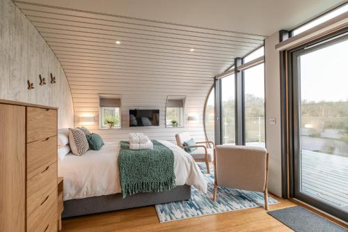 sustainable pod on old chalford farm