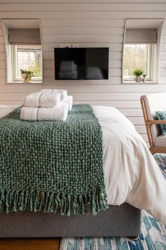 sustainable pod on old chalford farm