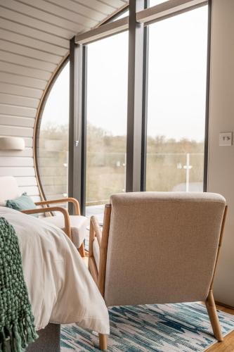 sustainable pod on old chalford farm