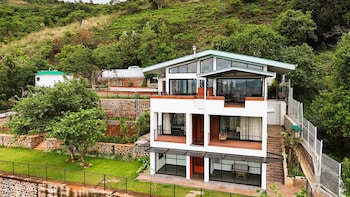 par x villa sukoon 3bhk valley view