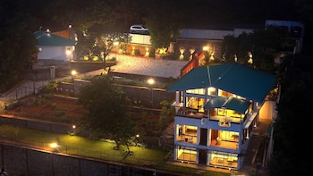 par x villa sukoon 3bhk valley view