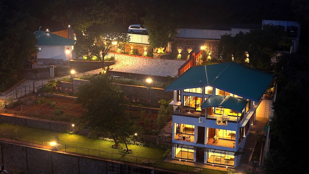 par x villa sukoon 3bhk valley view