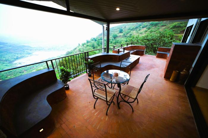 par x villa sukoon 3bhk valley view