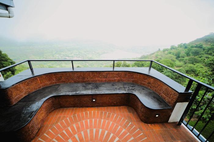 par x villa sukoon 3bhk valley view