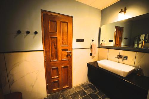 par x villa sukoon 3bhk valley view