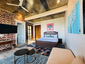 the ridge house a villa community