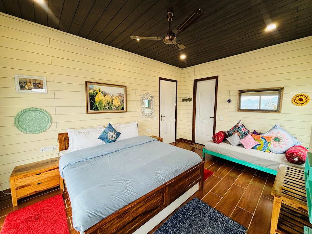 the ridge house a villa community