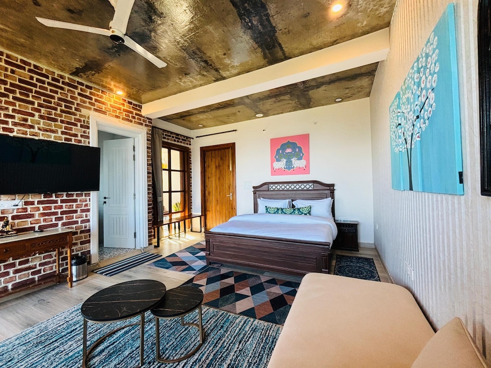 the ridge house a villa community