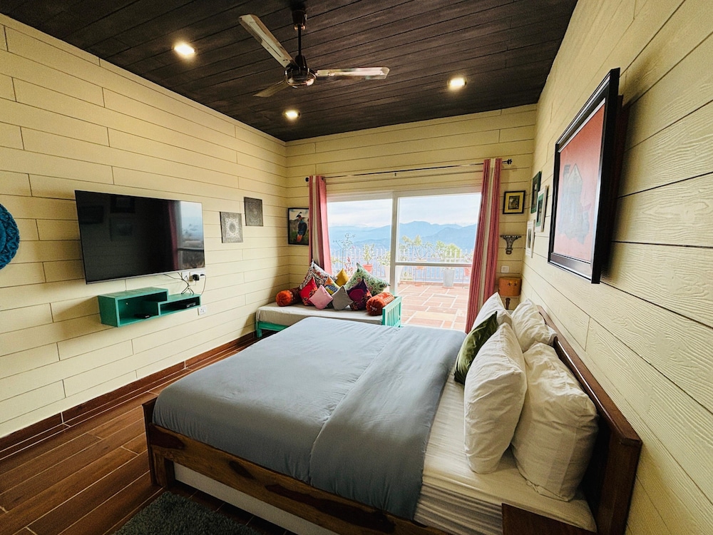 the ridge house a villa community