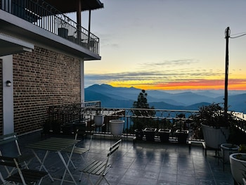 the ridge house a villa community