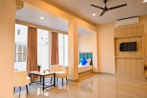 hotel m plaza mandarmani