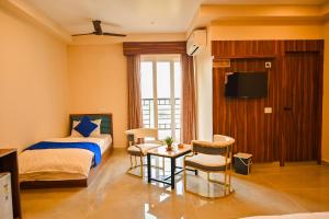 hotel m plaza mandarmani