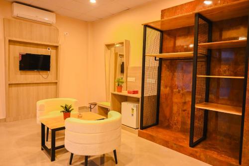 hotel m plaza mandarmani