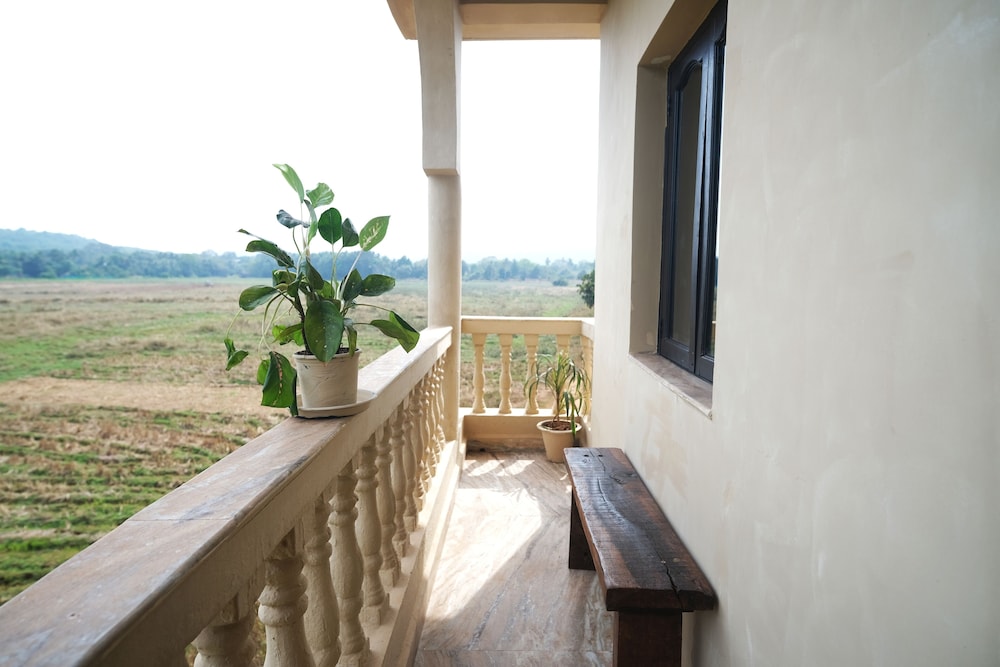 palmorama retreat home