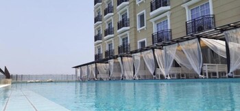 Champs Elysees Homestay By Landmark,,4 star