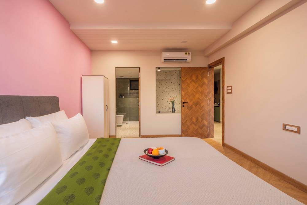 elivaas kamerios brisa 1bhk with jacuzzi