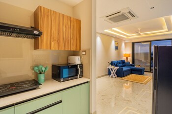 elivaas kamerios brisa 1bhk with jacuzzi