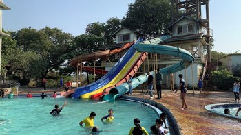 Green Hills Resort,,3 star