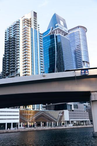 lusso hometels missoni business bay