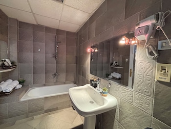 Sunset Homes In Downtown Cairo,16 Sherif Basha,4 star