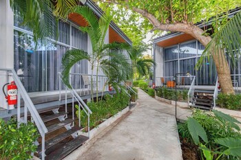 Sunset Serenity Jomtien Resort,,5 star