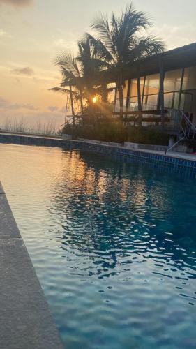 sunset serenity jomtien resort