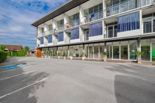 sunset serenity jomtien resort