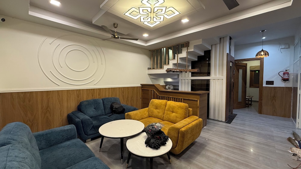 yes hotel by the ganges