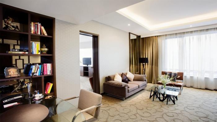 crowne plaza hotel shanghai by ihg