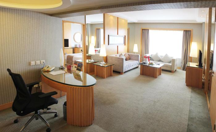 crowne plaza hotel shanghai by ihg