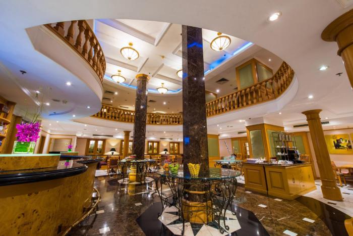 crowne plaza hotel shanghai by ihg