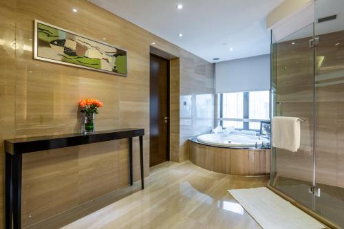 crowne plaza hotel shanghai by ihg
