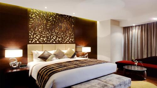 crowne plaza hotel shanghai by ihg