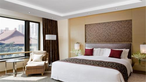crowne plaza hotel shanghai by ihg