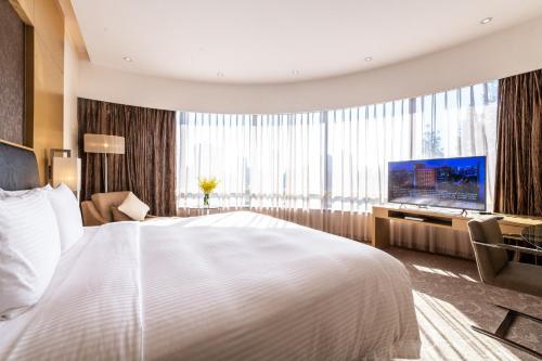 crowne plaza hotel shanghai by ihg
