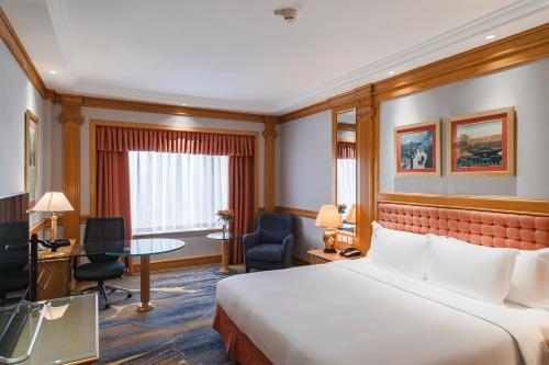 crowne plaza hotel shanghai by ihg