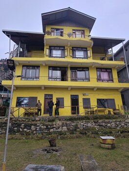 undiscovered mountains hotel