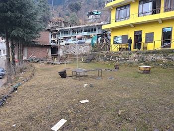 undiscovered mountains hotel