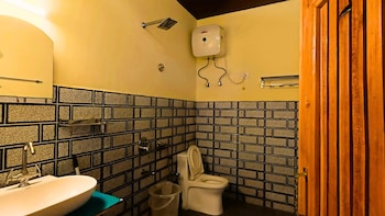 undiscovered mountains hotel