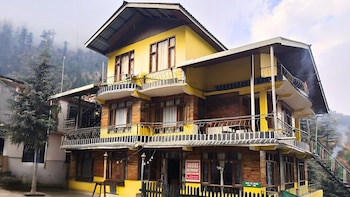 undiscovered mountains hotel