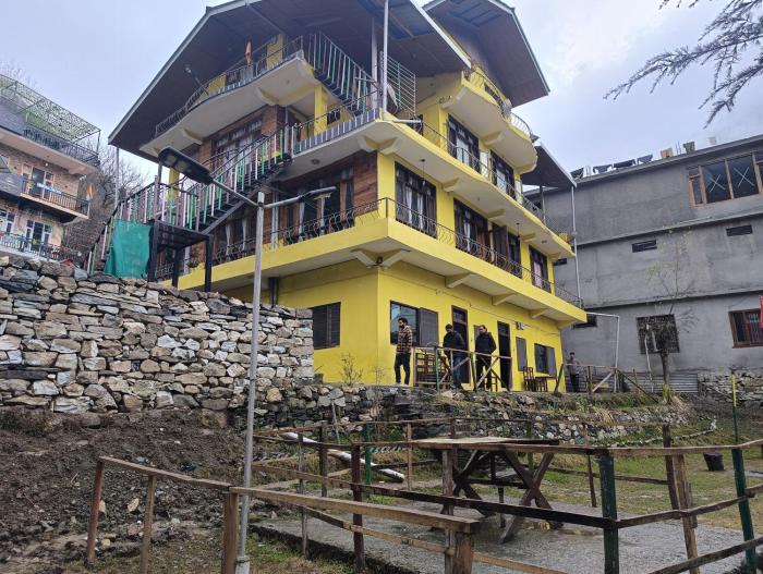 undiscovered mountains hotel