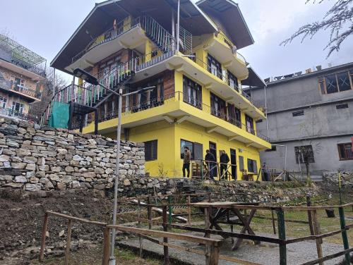 undiscovered mountains hotel