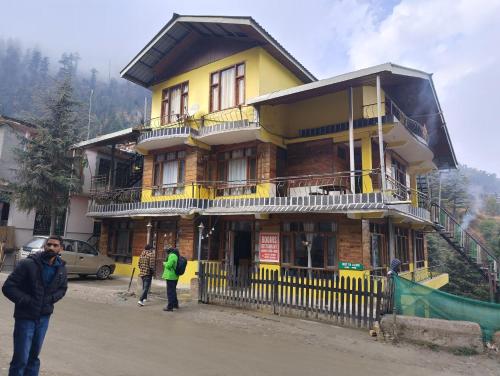 undiscovered mountains hotel