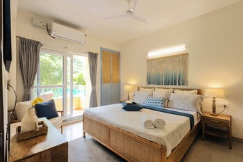 alaya stays veera marina 1bhk with pool