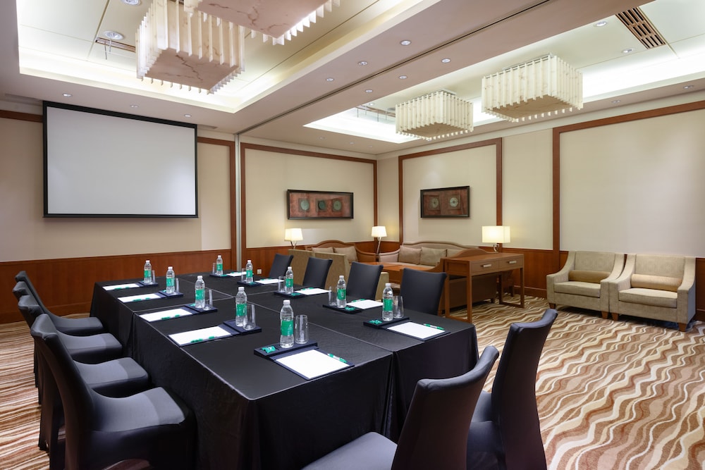 holiday inn shanghai pudong kangqiao by ihg