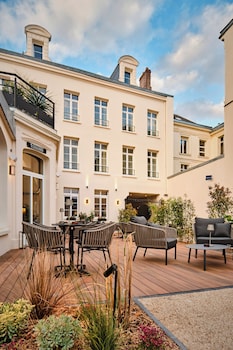 the originals boutique hotel les coulisses du theatre saint quentin