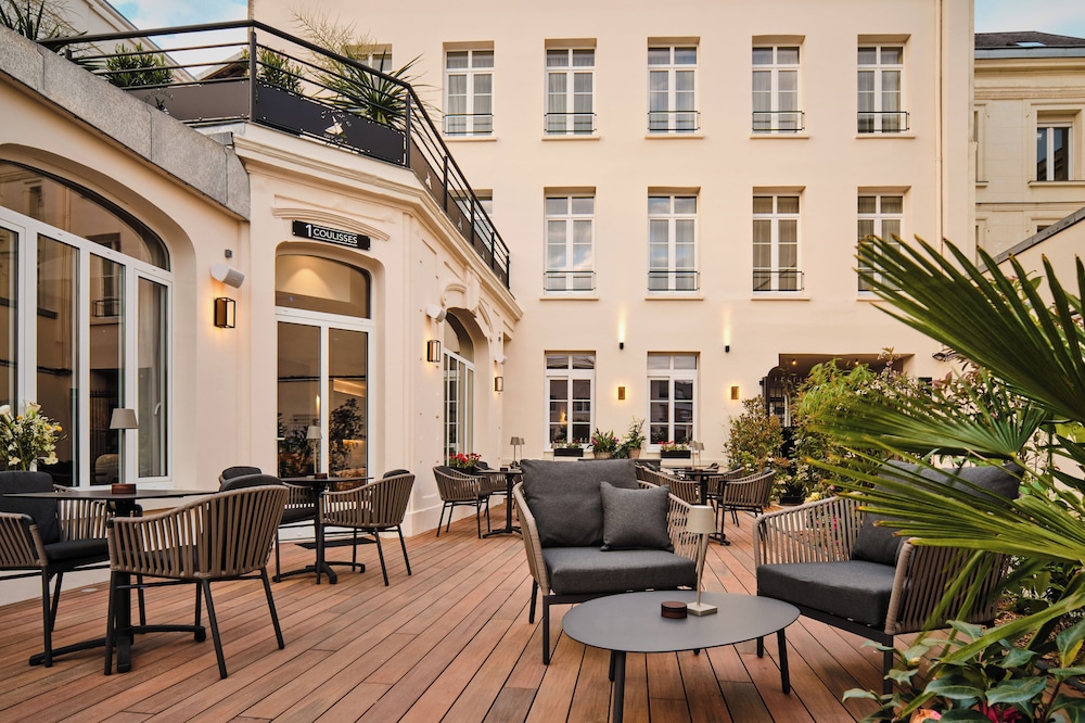 the originals boutique hotel les coulisses du theatre saint quentin