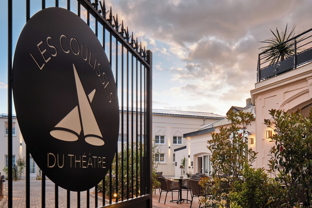 the originals boutique hotel les coulisses du theatre saint quentin