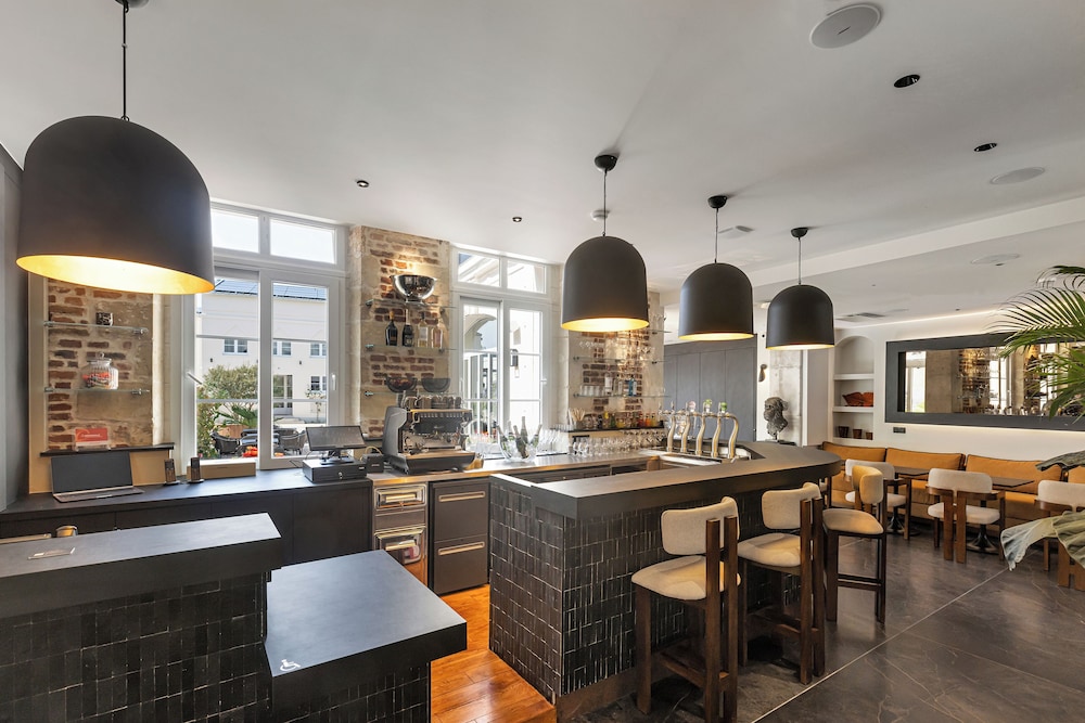 the originals boutique hotel les coulisses du theatre saint quentin